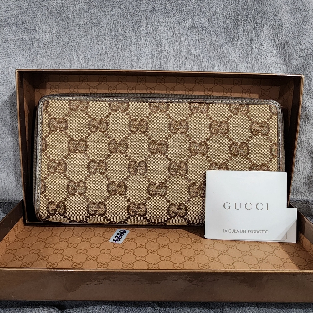 GUCCI GG CANVAS ZIPPY WALLET WITH BOX - OLIVE GREEN